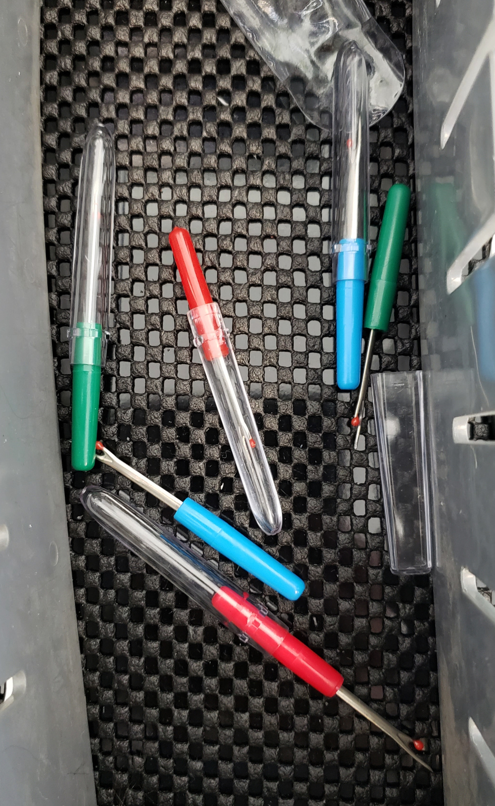 textiles_notions_seam-rippers.jpg
