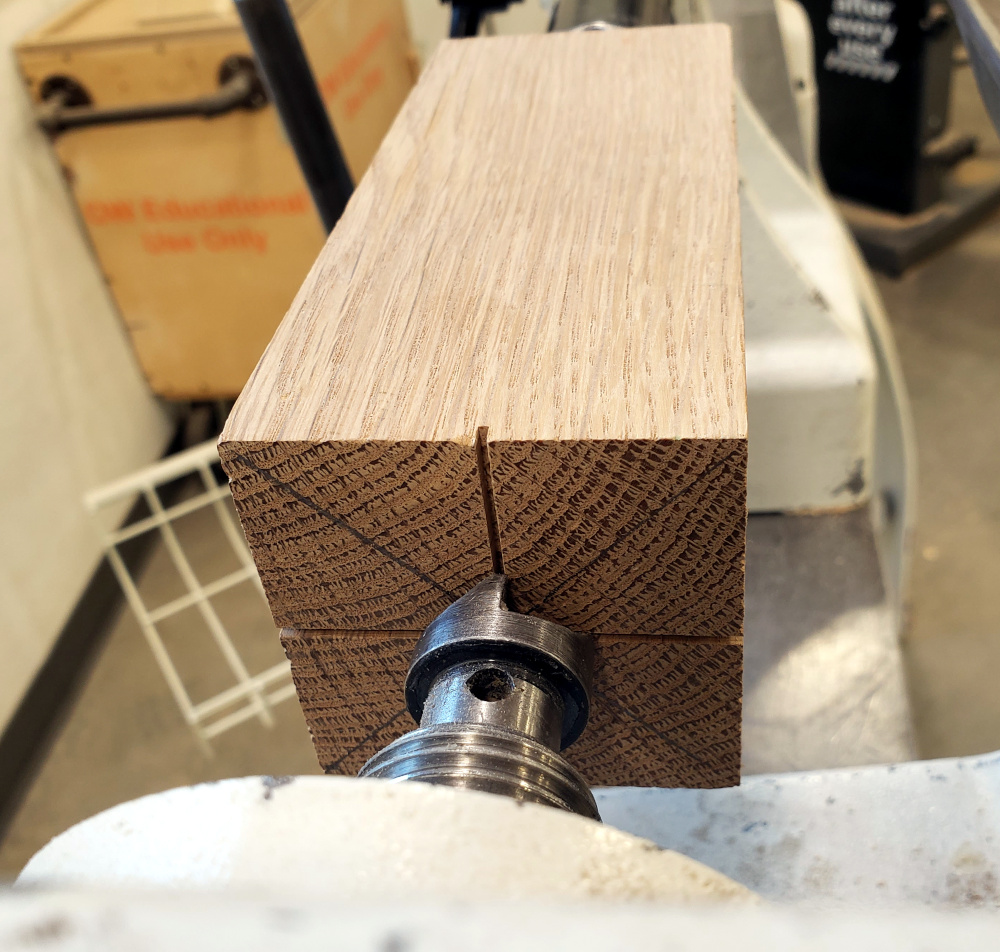 wood_shop_lathe_spur_center_mounted.jpg