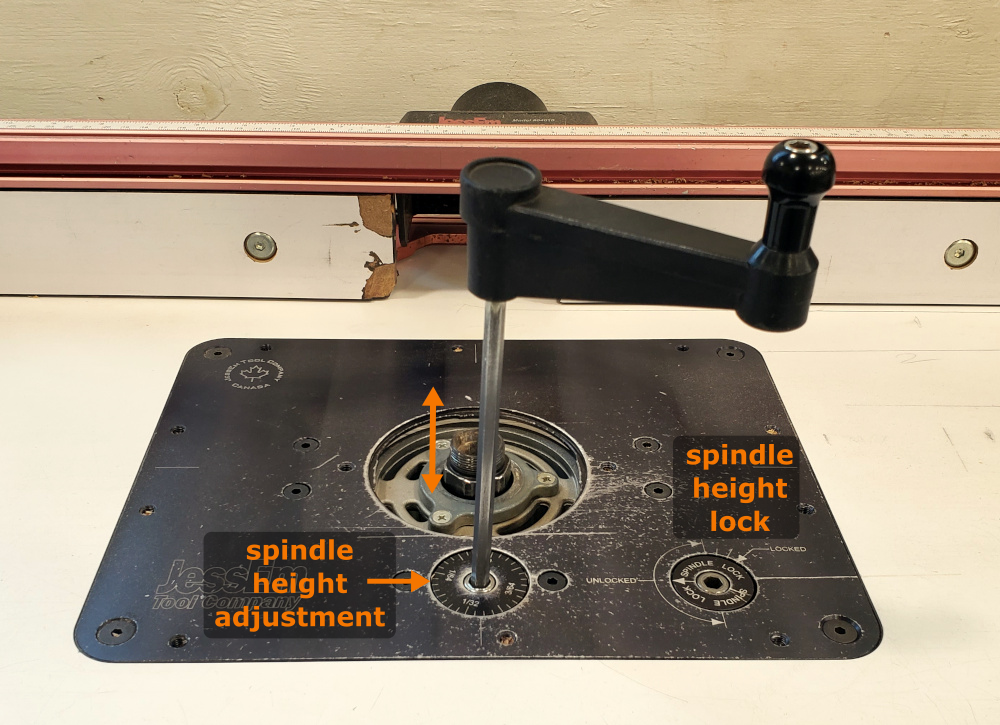 wood_shop_router_table_height_adjustment.png